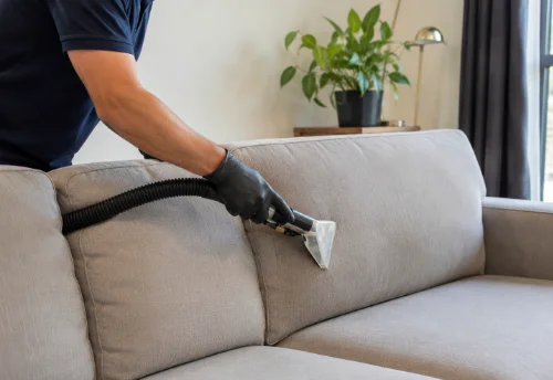 Nettoyage de canapé en profondeur à l'Huisserie